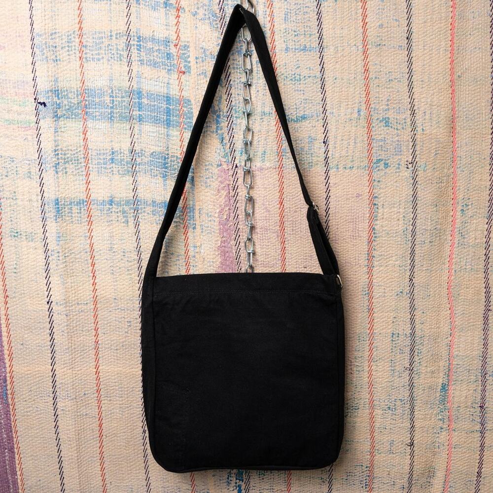 Custom Upcycled carhartt tote bag / crossbody bag - Picture 7 of 8